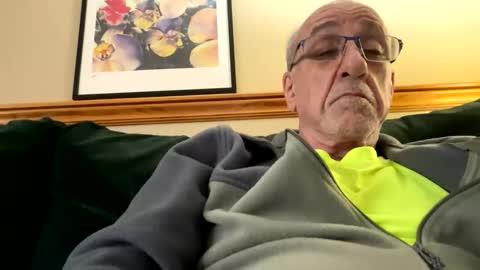 daddyweis online show from April 2026 06:49:02 PM