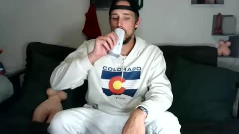 Snapshot of dadgoeswild chatting on May 2026 02:31:02 AM DadGoesWild online show from May 2026 02:31:02 AM