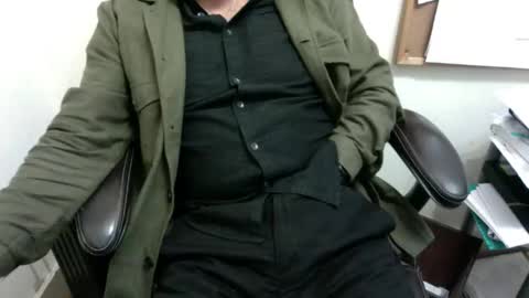 Snapshot of dadooronron69 chatting on October 2025 05:22:02 PM dadooronron69 online show from October 2025 05:22:02 PM