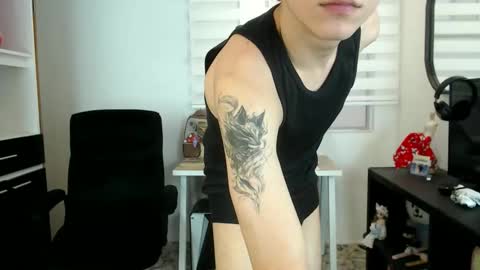 Snapshot of dae_lune chatting on February 2026 08:25:02 PM dae_lune online show from February 2026 08:25:02 PM