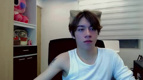 Snapshot of dae_lune chatting on February 2026 11:39:02 PM dae_lune online show from February 2026 11:39:02 PM