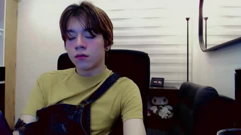 Snapshot of dae_lune chatting on March 2026 01:21:02 AM dae_lune online show from March 2026 01:21:02 AM