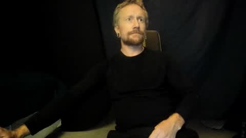 Snapshot of daemon456321 chatting on December 2024 05:42:01 AM daemon online show from December 2024 05:42:01 AM