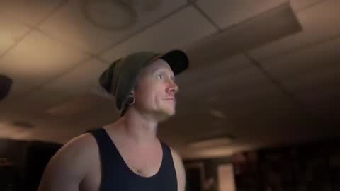 Snapshot of daemon456321 chatting on October 2025 01:17:02 AM daemon online show from October 2025 01:17:02 AM