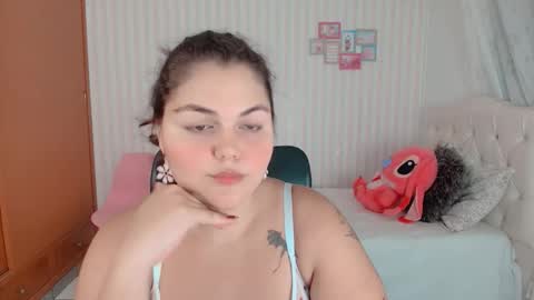 Snapshot of daeneryslove_doll chatting on September 2025 02:02:01 AM daeneryslove_doll online show from September 2025 02:02:01 AM