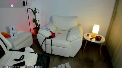 Snapshot of dafboy_ chatting on May 2026 03:17:02 PM Allan Daf online show from May 2026 03:17:02 PM