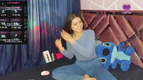 dafna lorens  online show from July 2026 01:34:01 AM