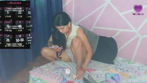 Snapshot of dafna_and_kris chatting on May 2026 12:38:02 AM dafna and kris online show from May 2026 12:38:02 AM