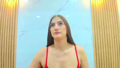 Dafne Castro online show from July 2026 07:22:02 PM