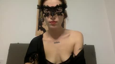 dafnesqueeze online show from December 2024 04:40:01 PM