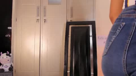 Snapshot of dafnezahira20 chatting on June 2026 08:42:02 PM dafnezahira20 online show from June 2026 08:42:02 PM