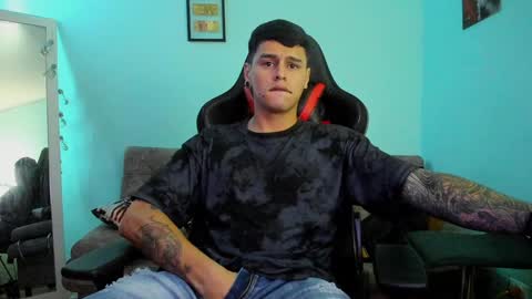 my name is Jhon and I live in colombia online show from December 2024 06:59:01 AM