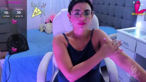 Dahian  online show from December 2024 11:22:01 PM