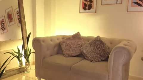 Dahiann Walcott online show from March 2026 05:30:02 PM