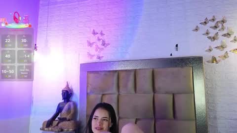 Dahiana online show from March 2026 12:02:02 PM