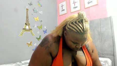 Snapshot of dahianajoss chatting on February 2025 01:34:02 AM Ebony Sex Dahian online show from February 2025 01:34:02 AM
