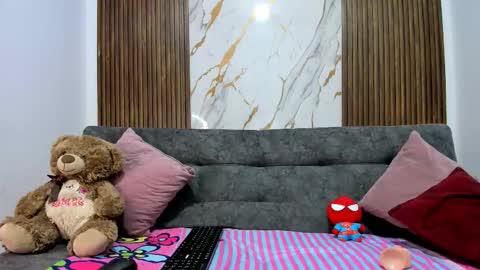 dahianaroa online show from March 2026 12:34:01 PM