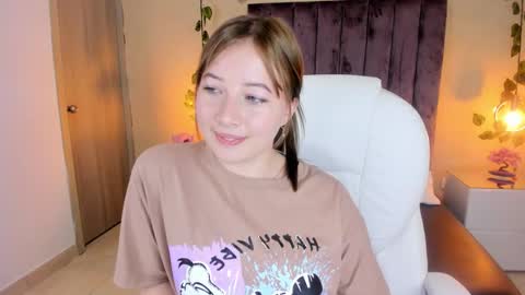 Dahlia online show from September 2025 03:50:02 PM