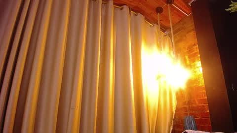 DAHYAN online show from April 2026 06:10:01 PM