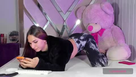 daicell juliana online show from March 2026 04:18:01 AM