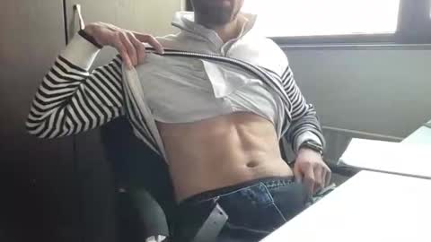 Snapshot of dailybully chatting on February 2026 10:25:01 AM Your daily dose online show from February 2026 10:25:01 AM