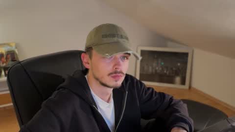 Snapshot of daimon_hall chatting on October 2025 02:35:01 AM Daimon online show from October 2025 02:35:01 AM