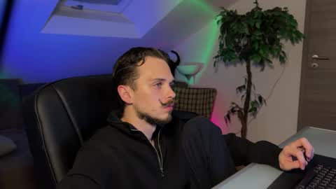 Snapshot of daimon_hall chatting on April 2026 10:41:02 PM Daimon online show from April 2026 10:41:02 PM