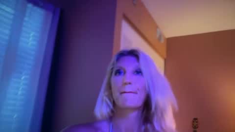 Snapshot of daisy9kat chatting on June 2026 03:27:01 PM Daisy137 online show from June 2026 03:27:01 PM