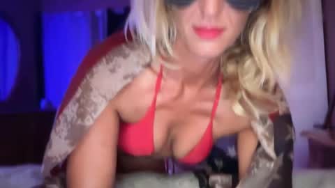 Snapshot of daisy9kat chatting on July 2026 03:56:02 AM Daisy137 online show from July 2026 03:56:02 AM