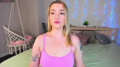Viickie online show from June 2026 09:30:02 AM