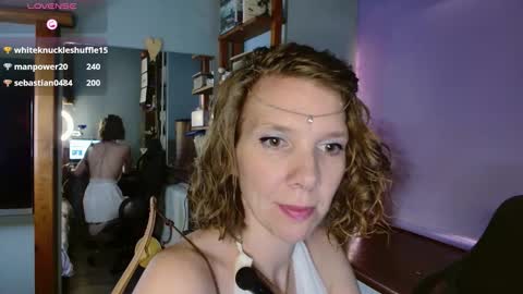daisy_lovely online show from November 2025 04:23:02 AM