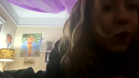 Snapshot of daisybaby699 chatting on December 2024 04:20:02 AM DaisyB3 online show from December 2024 04:20:02 AM