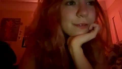 Snapshot of daisybaby699 chatting on January 2025 06:53:02 AM DaisyB3 online show from January 2025 06:53:02 AM