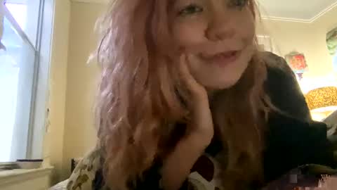 Snapshot of daisybaby699 chatting on February 2025 12:17:01 AM DaisyB3 online show from February 2025 12:17:01 AM