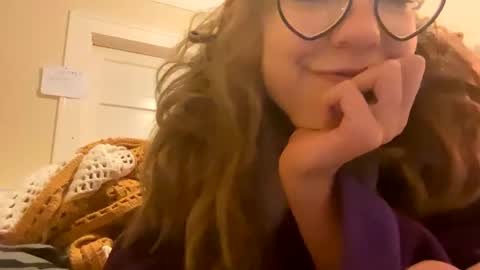 Snapshot of daisybaby699 chatting on February 2025 08:27:02 AM DaisyB3 online show from February 2025 08:27:02 AM