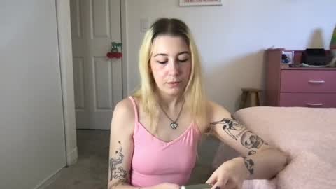 daisymynx online show from July 2026 06:22:02 PM