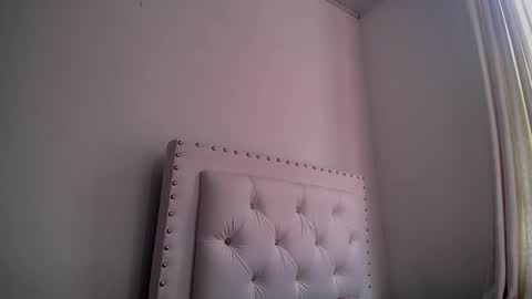 Dakota and Aron online show from March 2025 06:26:02 PM