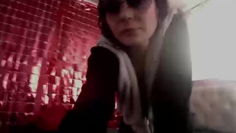 Dakota and Aron online show from September 2025 04:21:02 PM