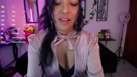 Caroliina online show from February 2026 10:20:02 PM