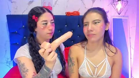 dakotaa_johnson online show from April 2026 11:49:02 PM