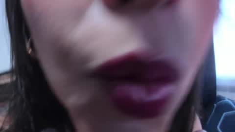 Dakotaagray online show from November 2025 11:10:02 AM