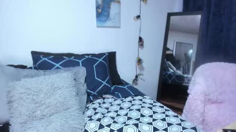 Dakotaagray online show from February 2026 11:49:02 AM