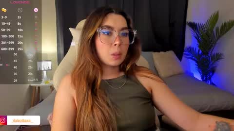 Snapshot of dakottaa__ chatting on November 2025 11:47:01 PM dakottaa__ online show from November 2025 11:47:01 PM