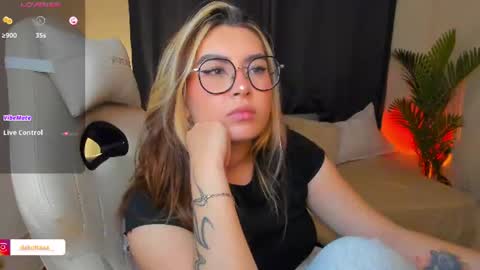Snapshot of dakottaa__ chatting on July 2026 02:14:01 AM dakottaa__ online show from July 2026 02:14:01 AM