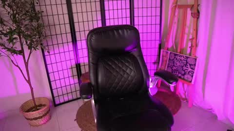 Dalia Morgan online show from March 2025 03:02:01 AM