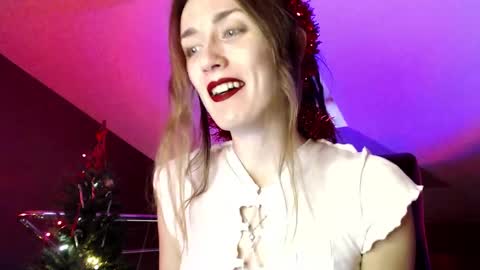 Snapshot of dalia_peach chatting on December 2024 10:14:02 AM Dalia online show from December 2024 10:14:02 AM