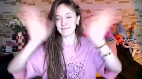 Snapshot of dalia_peach chatting on September 2025 09:25:02 AM Dalia online show from September 2025 09:25:02 AM