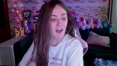 Dalia  online show from November 2025 09:53:01 AM