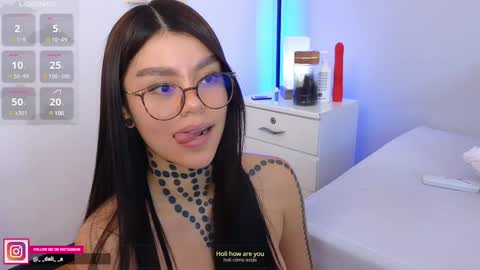 Dalia online show from January 2025 01:11:02 AM