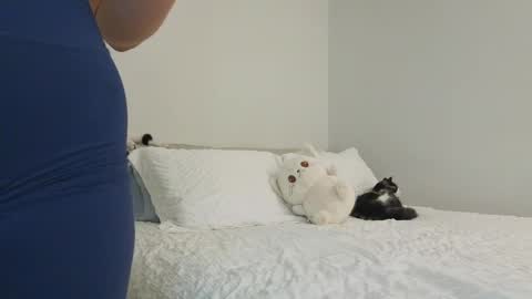 Dalia online show from March 2026 11:28:02 PM